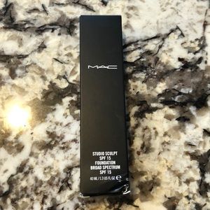 Mac studio sculpt foundation and Nw15 new